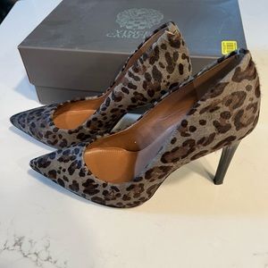 Vince Camuto Westin2 high heels, dusty leopard, size 8